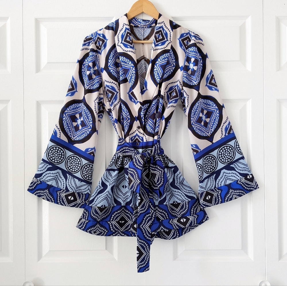 Alexis Robbie Romper In Santorini Print | Size M - Picture 2 of 16